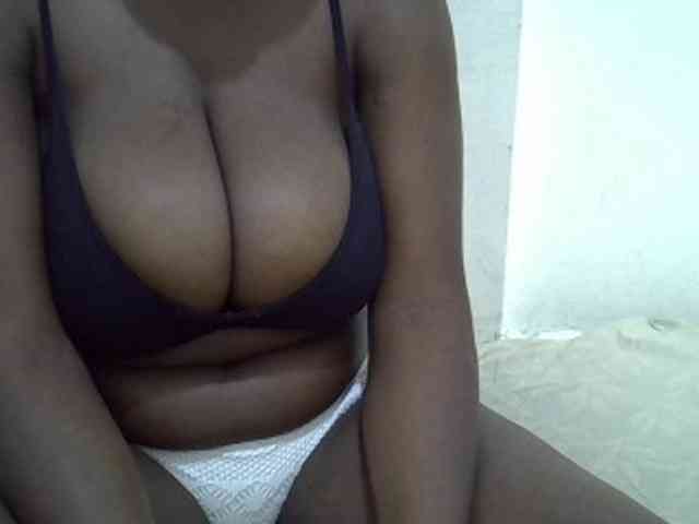 Bigboobs77 webcam