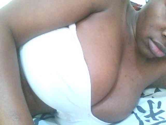 Bigboobs77 webcam