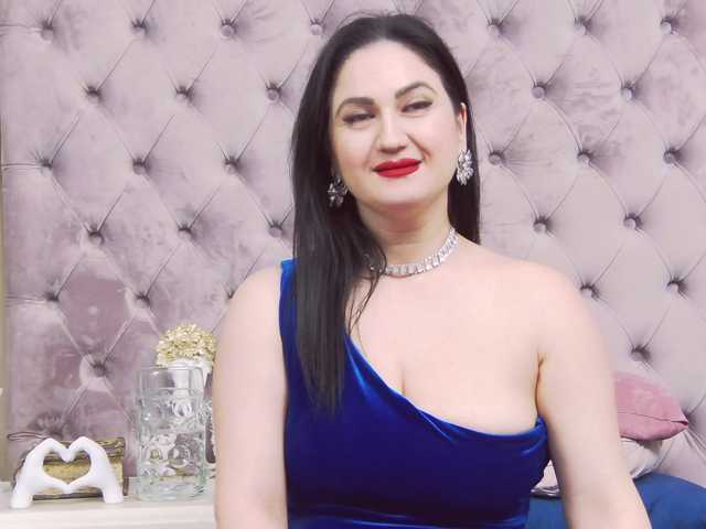 CassidyVelvet's BongaCams show and profile