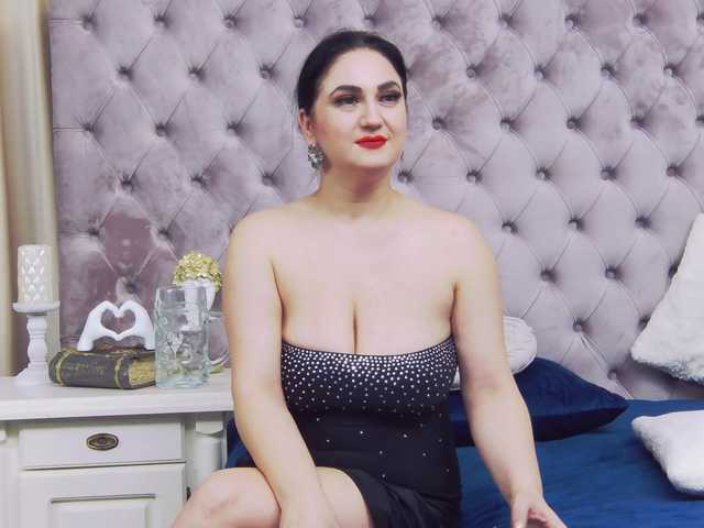 Sex chat gratuit in direct cu CassidyVelvet pe BongaCams