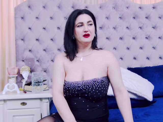 CassidyVelvet's BongaCams show and profile