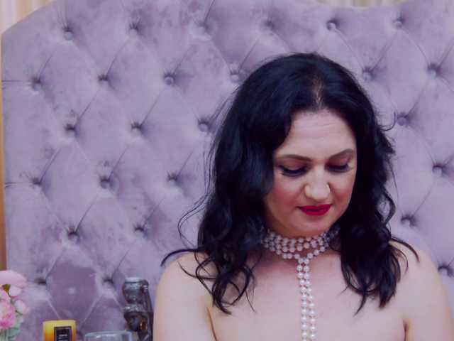 Sex chat gratuit in direct cu CassidyVelvet pe BongaCams