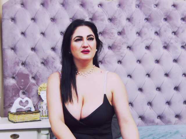 Sex chat gratuit in direct cu CassidyVelvet pe BongaCams