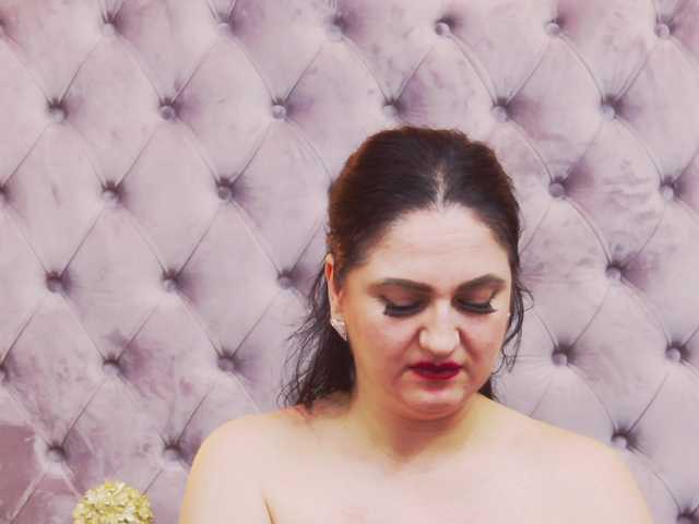 CassidyVelvet's BongaCams show and profile