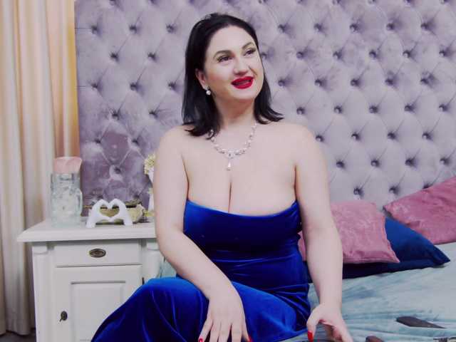 CassidyVelvet's BongaCams show and profile