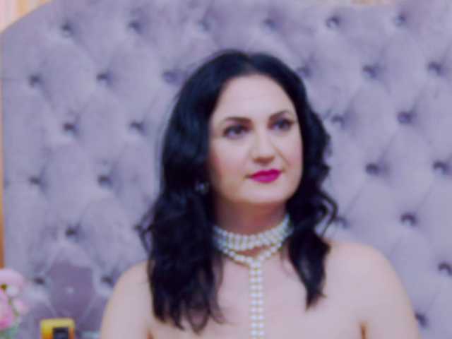 Sex chat gratuit in direct cu CassidyVelvet pe BongaCams