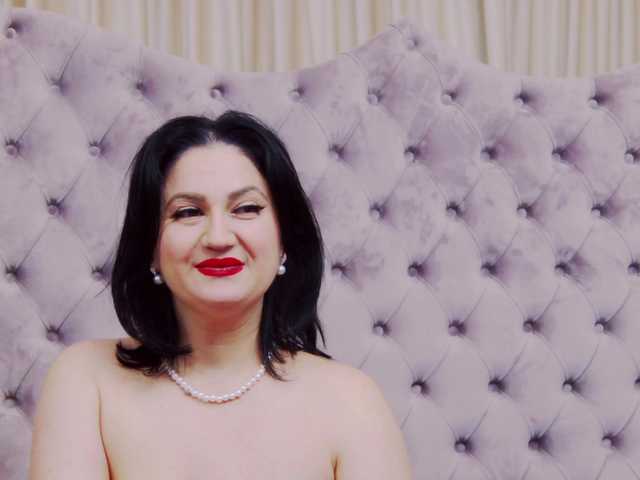 CassidyVelvet's BongaCams show and profile