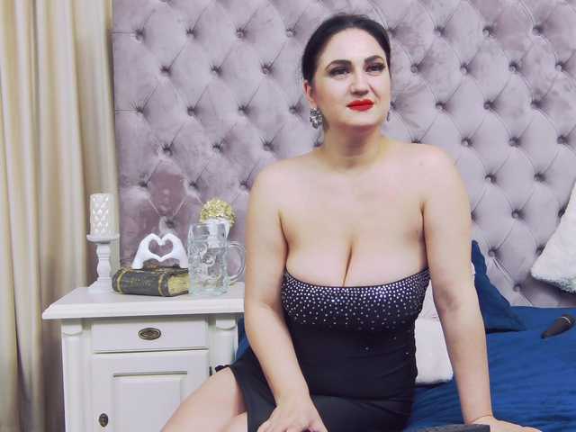 Sex chat gratuit in direct cu CassidyVelvet pe BongaCams