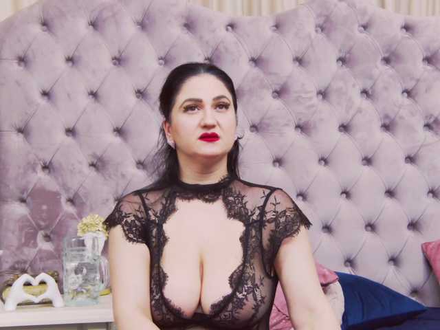 CassidyVelvet's BongaCams show and profile