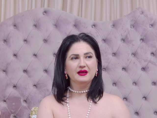 CassidyVelvet's BongaCams show and profile