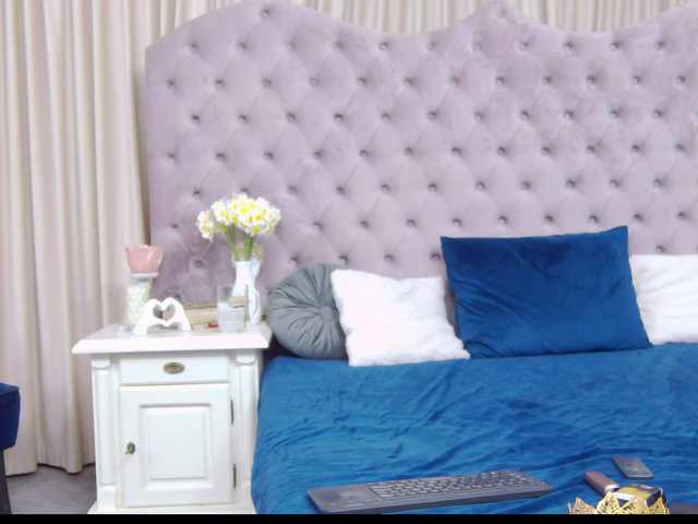 CassidyVelvet's BongaCams show and profile