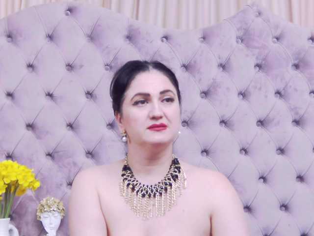 CassidyVelvet Live Cam on BongaCams