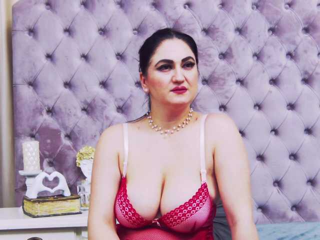 Sex chat gratuit in direct cu CassidyVelvet pe BongaCams