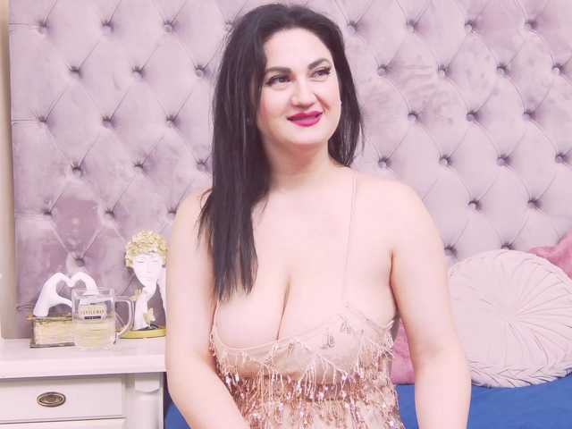 CassidyVelvet's BongaCams show and profile