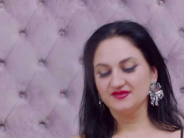 Sex chat gratuit in direct cu CassidyVelvet pe BongaCams