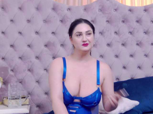 Sex chat gratuit in direct cu CassidyVelvet pe BongaCams