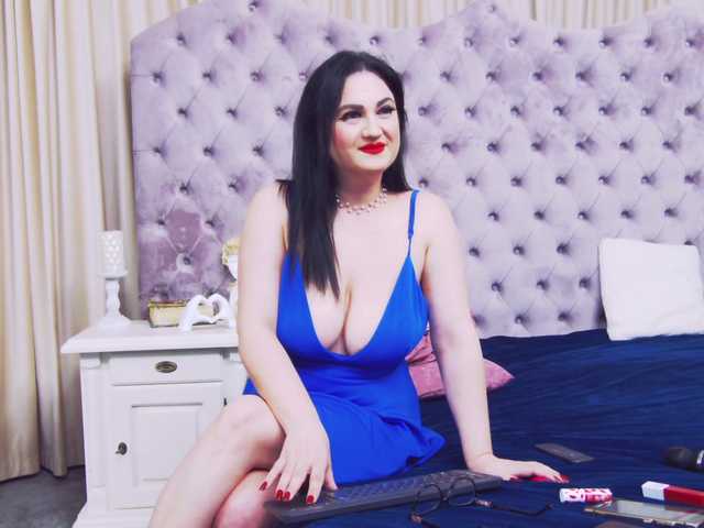 Sex chat gratuit in direct cu CassidyVelvet pe BongaCams