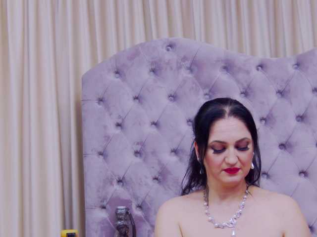 Sex chat gratuit in direct cu CassidyVelvet pe BongaCams