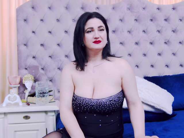 Sex chat gratuit in direct cu CassidyVelvet pe BongaCams