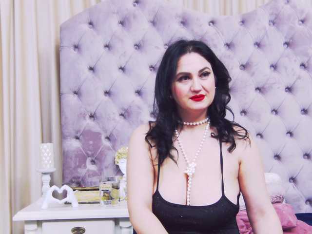 Sex chat gratuit in direct cu CassidyVelvet pe BongaCams