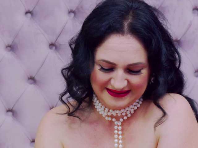 Sex chat gratuit in direct cu CassidyVelvet pe BongaCams