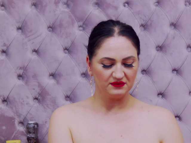 Sex chat gratuit in direct cu CassidyVelvet pe BongaCams