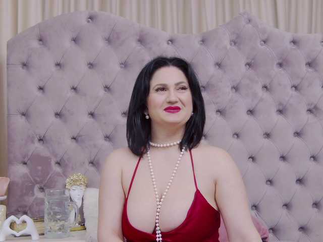 CassidyVelvet's BongaCams show and profile