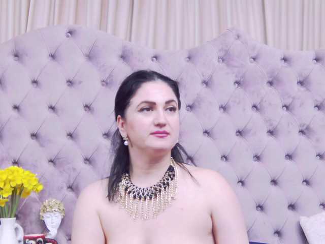 CassidyVelvet's BongaCams show and profile