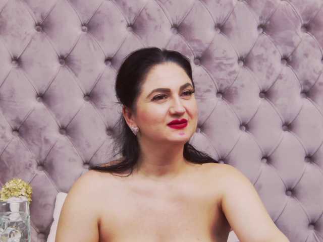 Sex chat gratuit in direct cu CassidyVelvet pe BongaCams