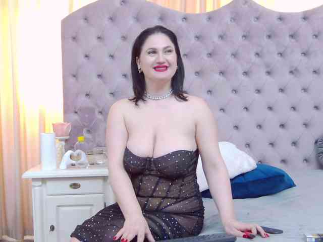 CassidyVelvet webcam