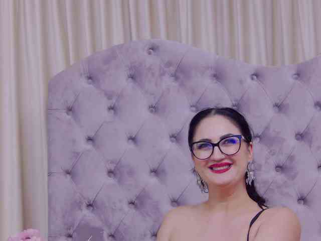 CassidyVelvet webcam