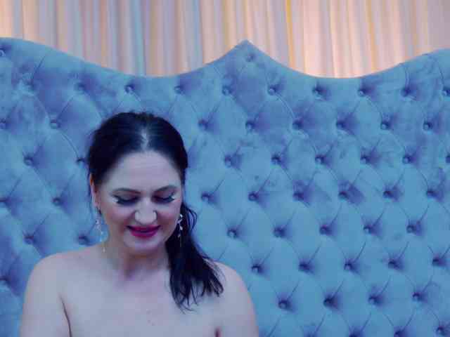 CassidyVelvet webcam