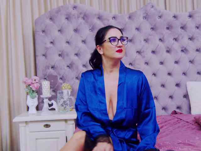 CassidyVelvet webcam