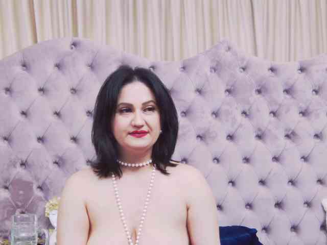 CassidyVelvet webcam