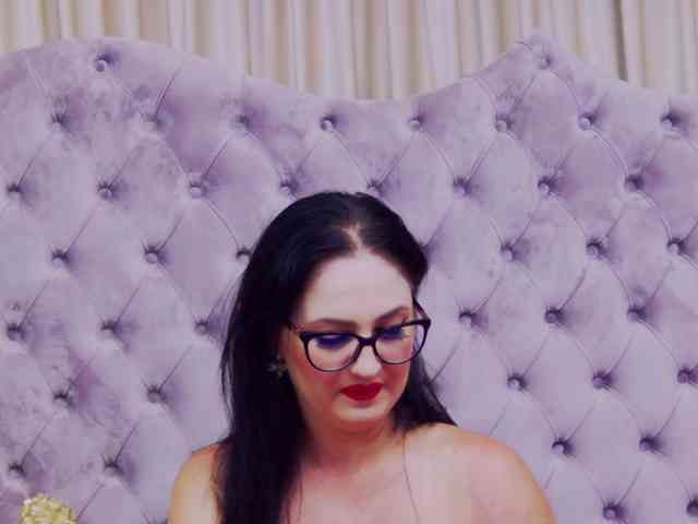 CassidyVelvet webcam