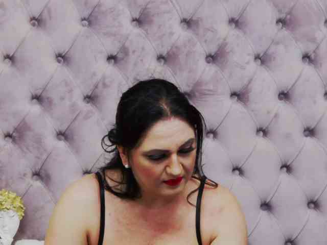 CassidyVelvet Live Webcam on BongaCams
