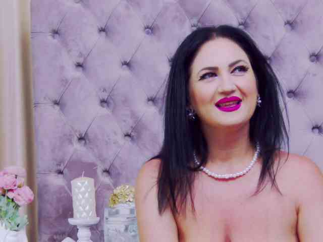 CassidyVelvet webcam
