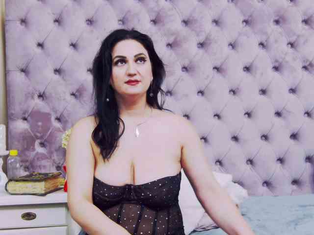 CassidyVelvet Live Webcam on BongaCams