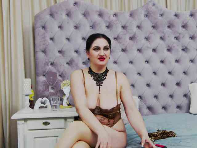 CassidyVelvet webcam