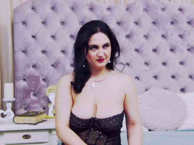 CassidyVelvet webcam