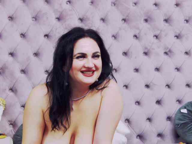 CassidyVelvet webcam