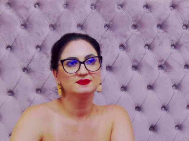 CassidyVelvet webcam