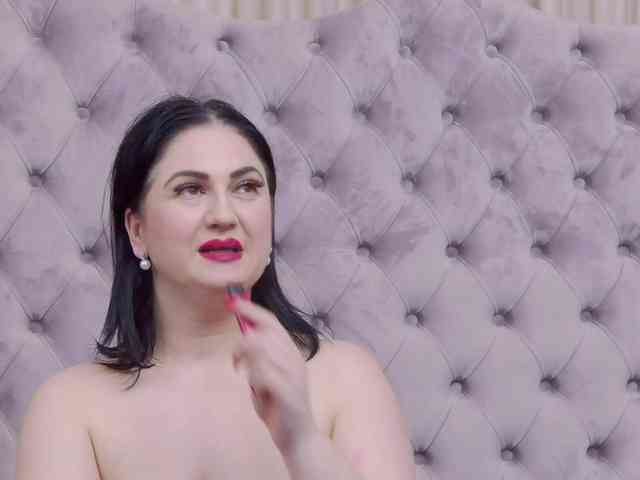 CassidyVelvet webcam