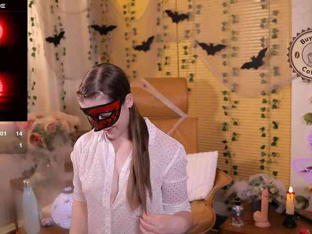 QuinnRMonroe webcam