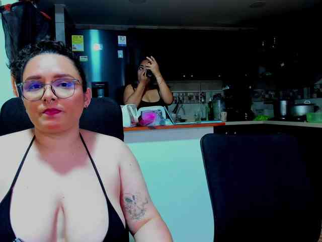 MABELANDDANNY webcam