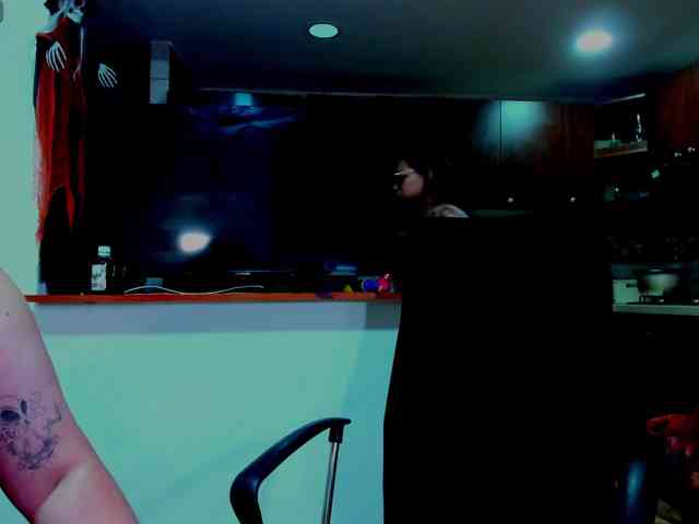 MABELANDDANNY webcam