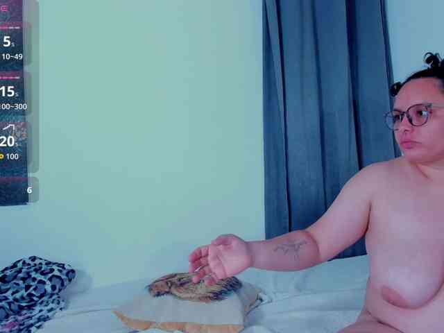 MABELANDDANNY webcam