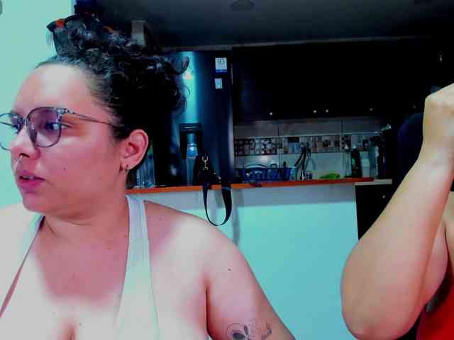 MABELANDDANNY webcam