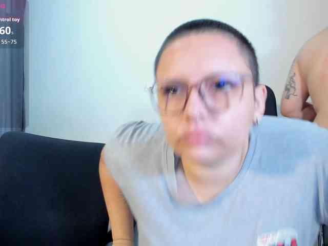 MABELANDDANNY webcam