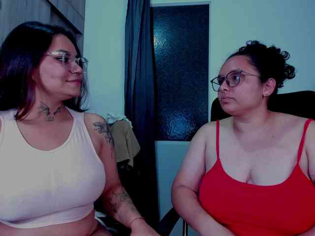 MABELANDDANNY webcam